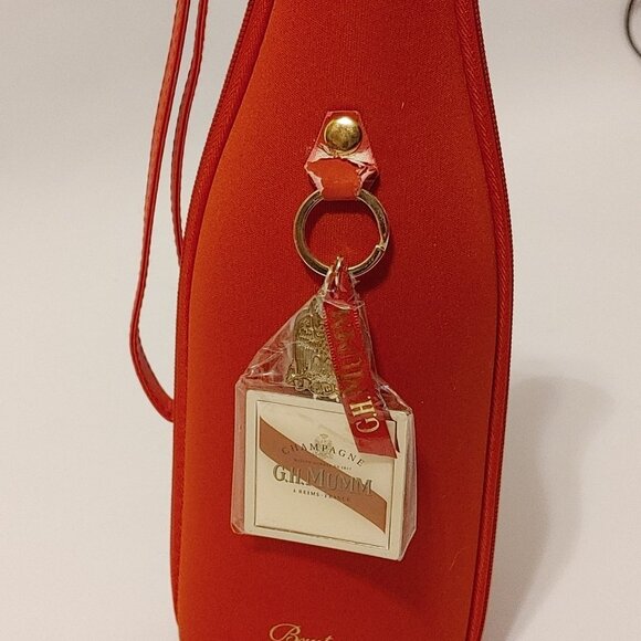 G.H. MUMM Brute Cordon Rouge Champagne Red Zipped Insulating Case & Keychain NEW - Picture 6 of 9
